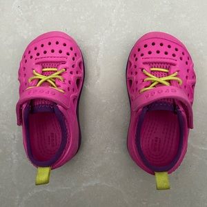 Kids / toddler crocs
